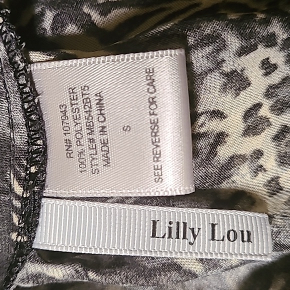 Lilly Lou, Small black and cream animal print. Sheer - Picture 4 of 4